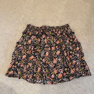 Floral Ruffle Skirt American Eagle, women’s size XS